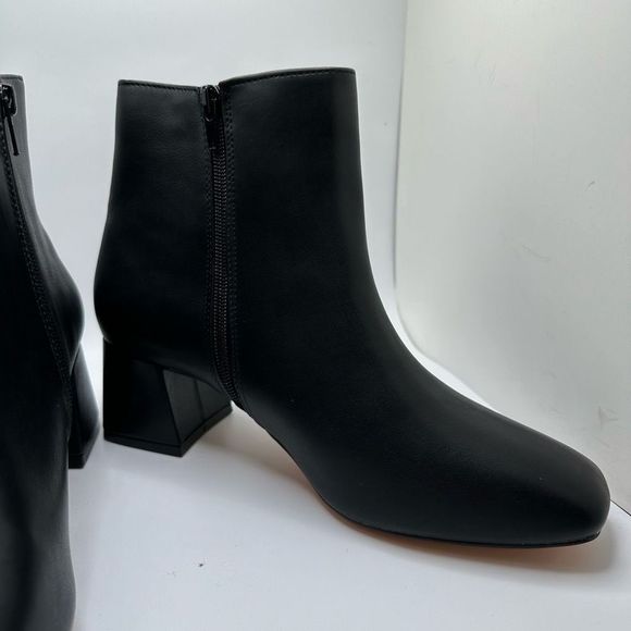 CUSHIONAIRE Women's dress heel boot +Memory Foam 8.5 WIDE BLACK - Picture 6 of 7